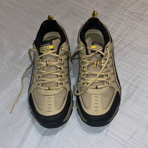 Sketchers Memory Foam Sneaker - Picture 3 of 5